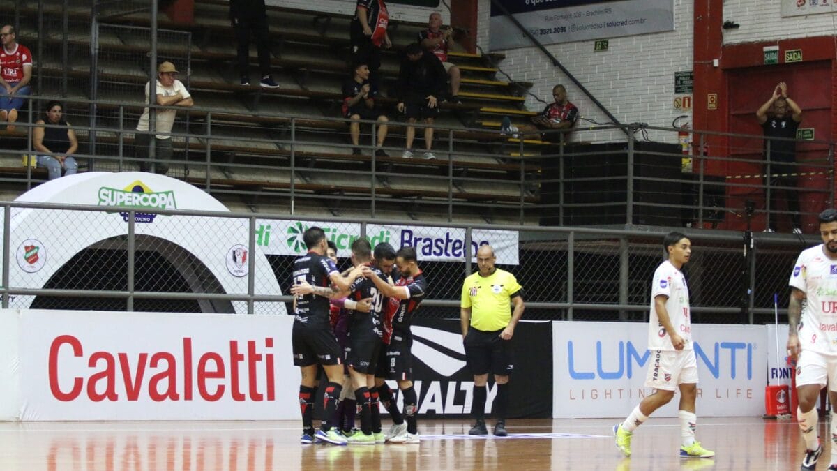 Atlântico 1 x 3 Joinville pela Super Copa Brasil de Futsal - Imagem: Divulgação/JEC/Krona