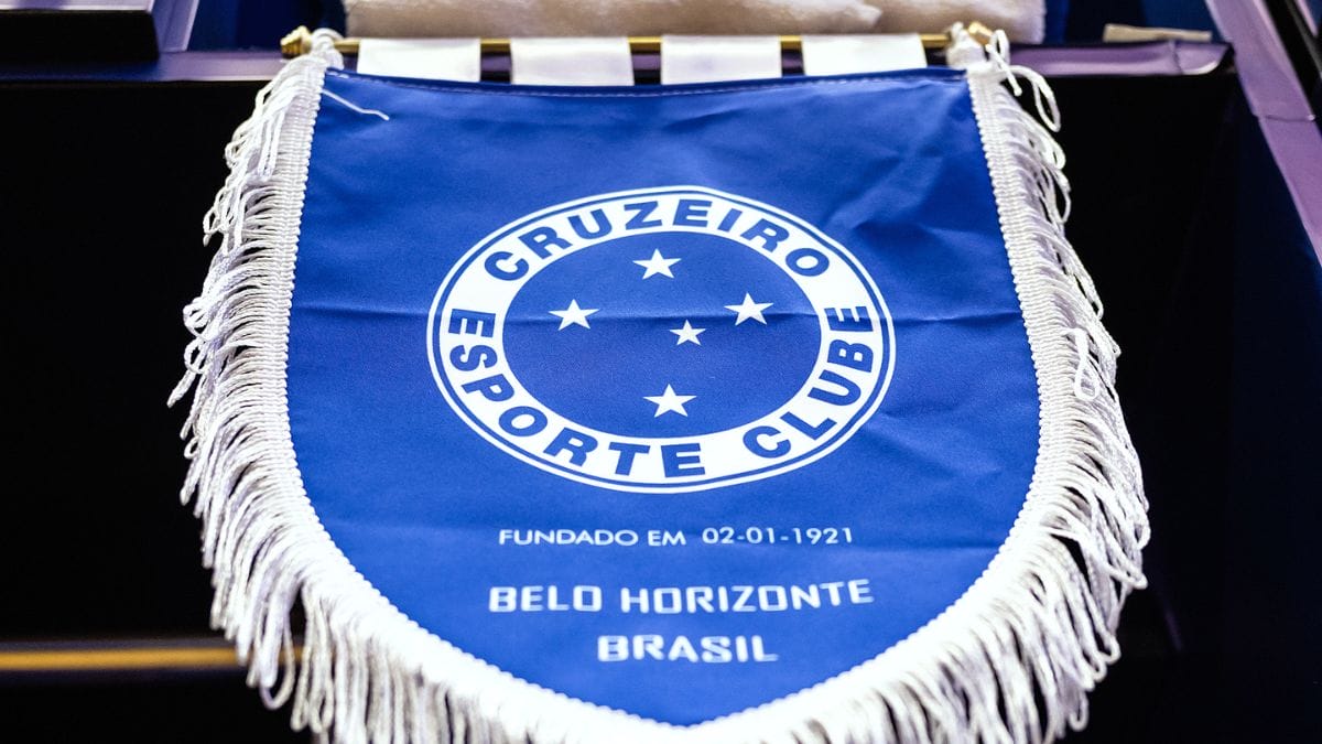 Jovem deixou o Cruzeiro rumo à Europa (Foto: Gustavo Aleixo, Cruzeiro)