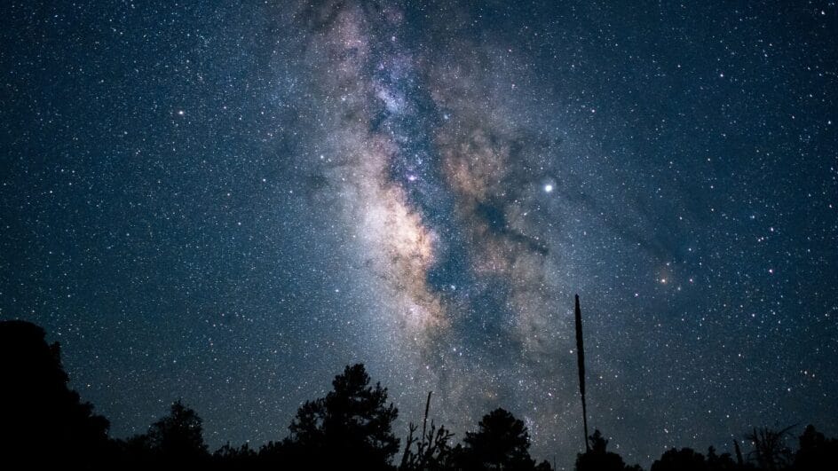Fevereiro será um mês repleto de eventos astronômicos visíveis a olho nu (Foto: banco de imagens)