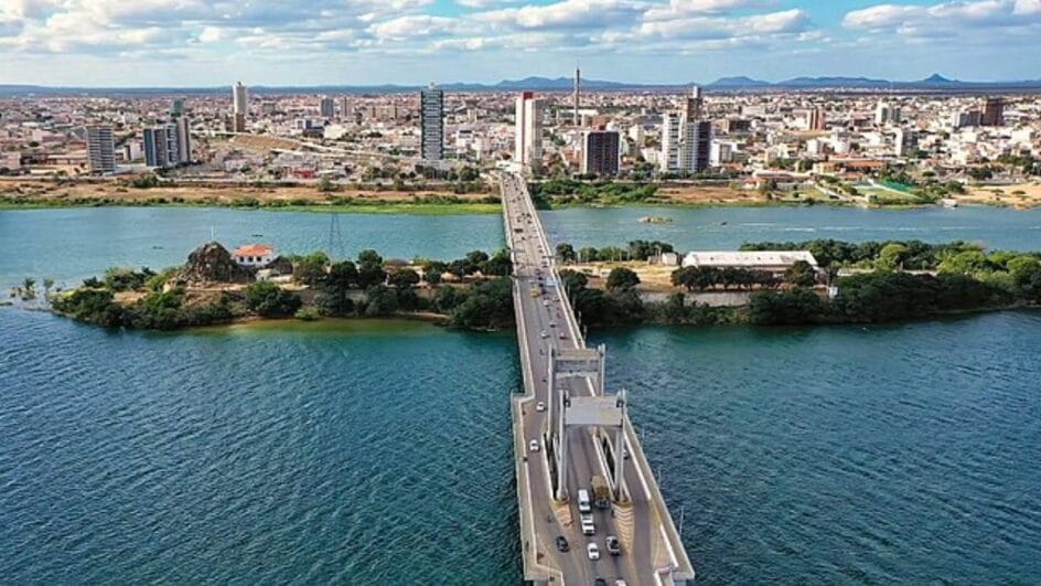 No sertão de Pernambuco, cidade virou potência na exportação de frutas (Foto: Jobosco/ Wikimedia Commons)