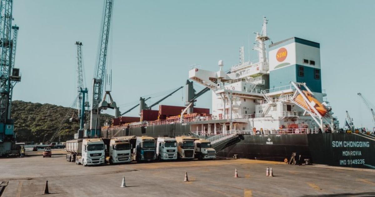 Porto de Imbituba envia carga à China