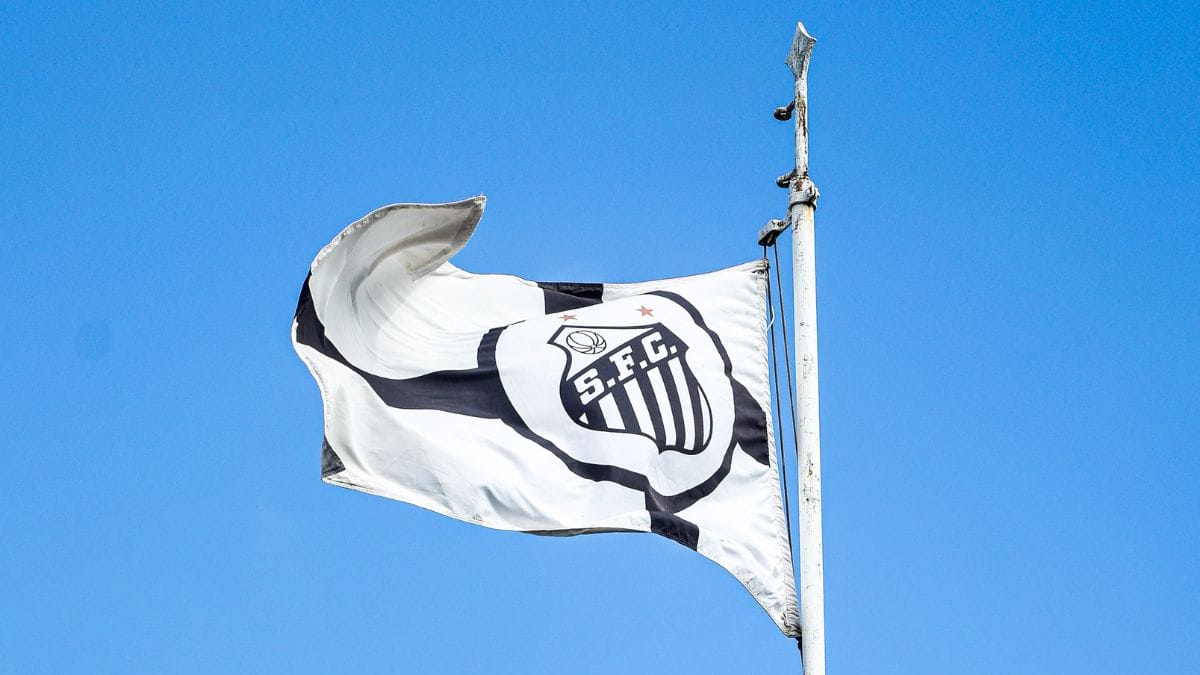 Santos busca mais um zagueiro (Foto: Reinaldo Campos, Santos F.C.)