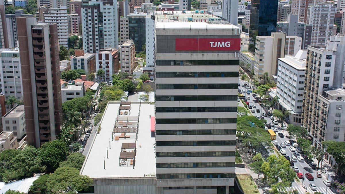 A atual sede do Tribunal de Justiça de Minas Gerais, na Avenida Afonso Pena, 4.001, no bairro Serra, em Belo Horizonte