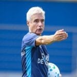 Grêmio se desfaz de mais um jogador na reformulação de Luís Castro e encaminha saída de volante