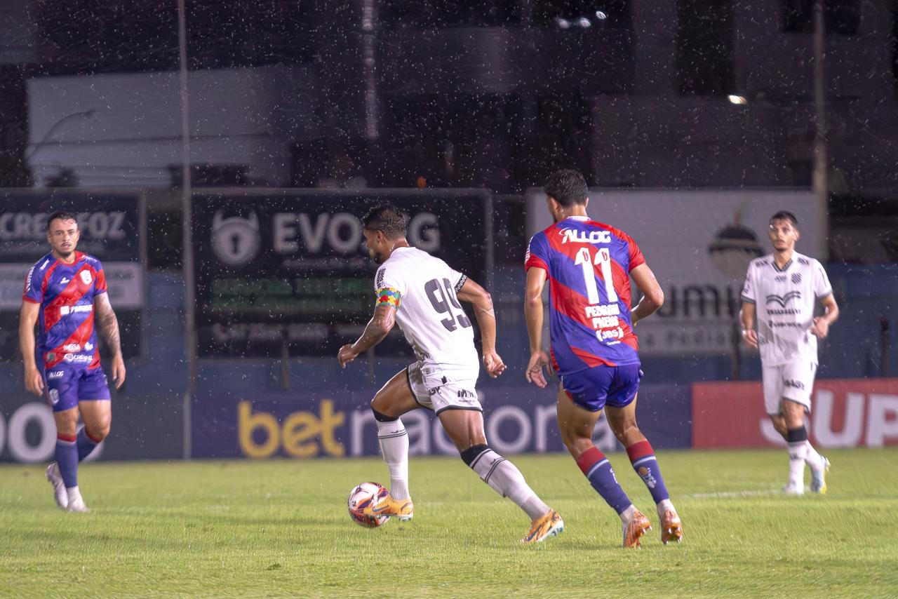 Marc&iacute;lio Dias 1 x 0 Figueirense - Catarinense