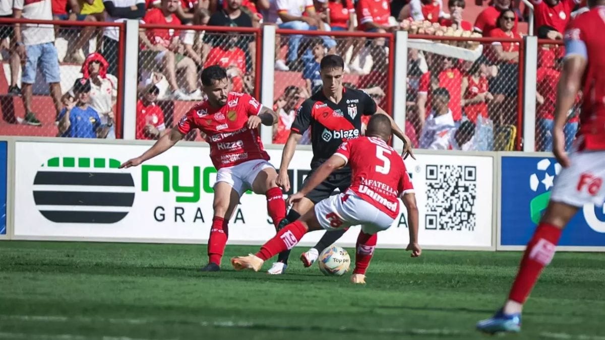 Atlético-GO x Vila Nova