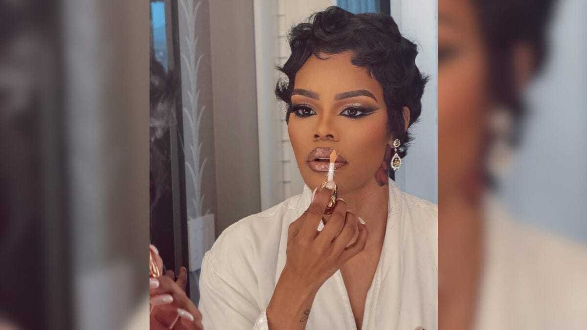 Teyana Taylor com batom marrom