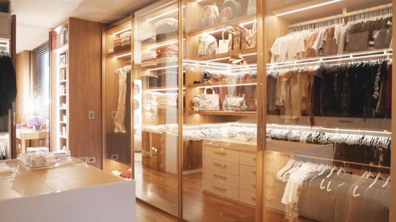 Ana Castela canta o tema de abertura de Cora&ccedil;&atilde;o Acelerado