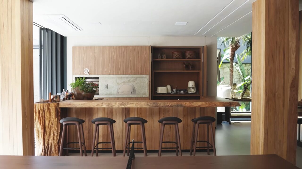 Ana Castela canta o tema de abertura de Cora&ccedil;&atilde;o Acelerado