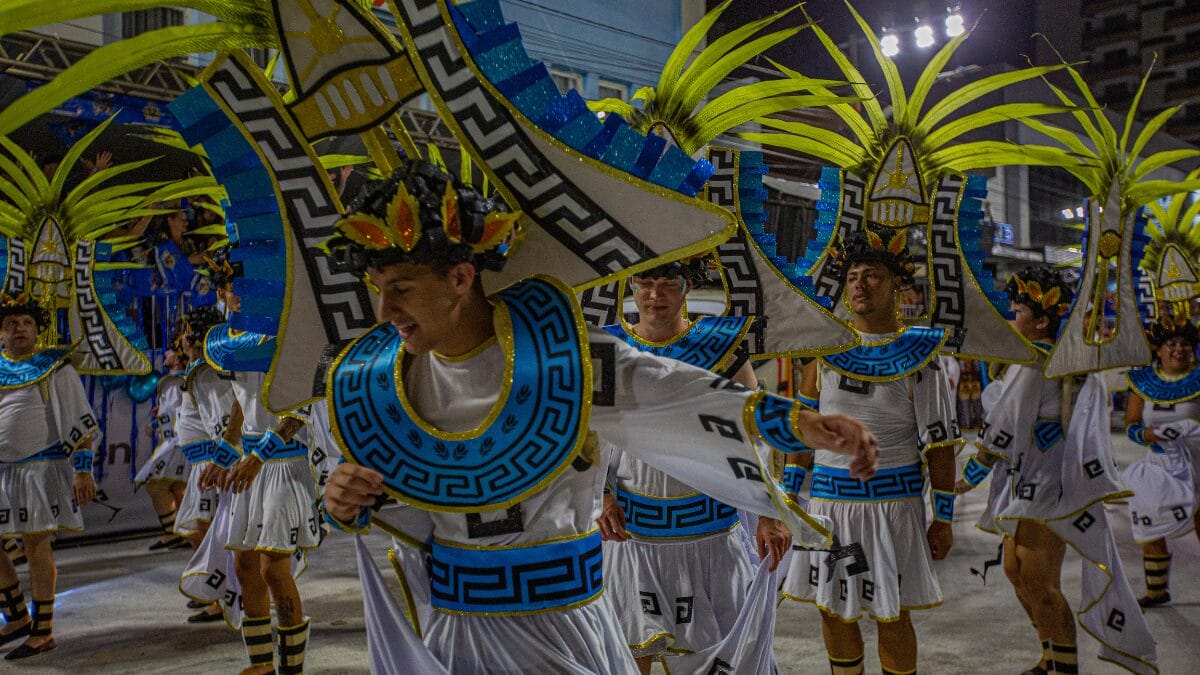 Surfista sofre parada card&iacute;aca, mas volta &agrave; vida ap&oacute;s socorro em Imbituba