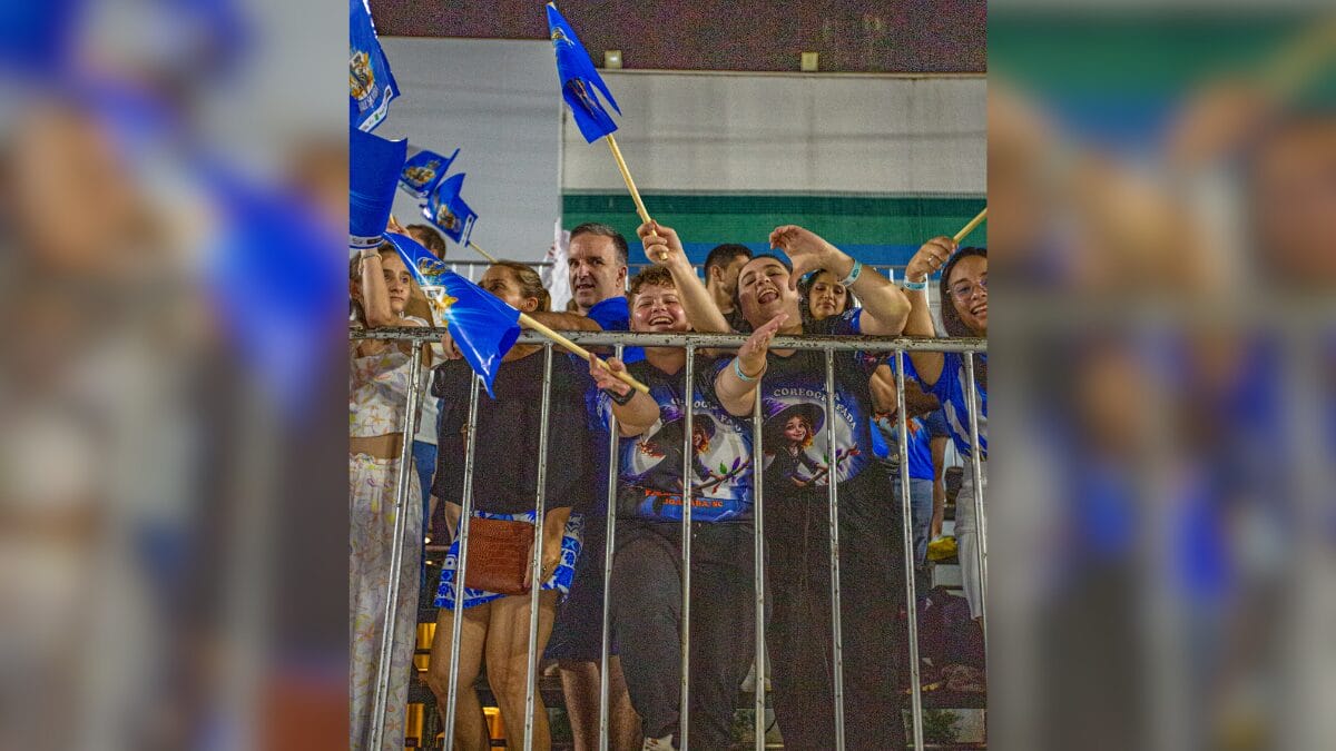 Surfista sofre parada card&iacute;aca, mas volta &agrave; vida ap&oacute;s socorro em Imbituba