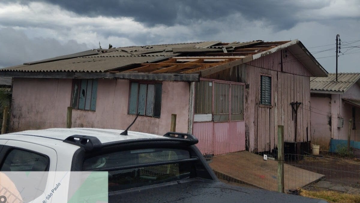 Chuva em Faxinal dos Guedes