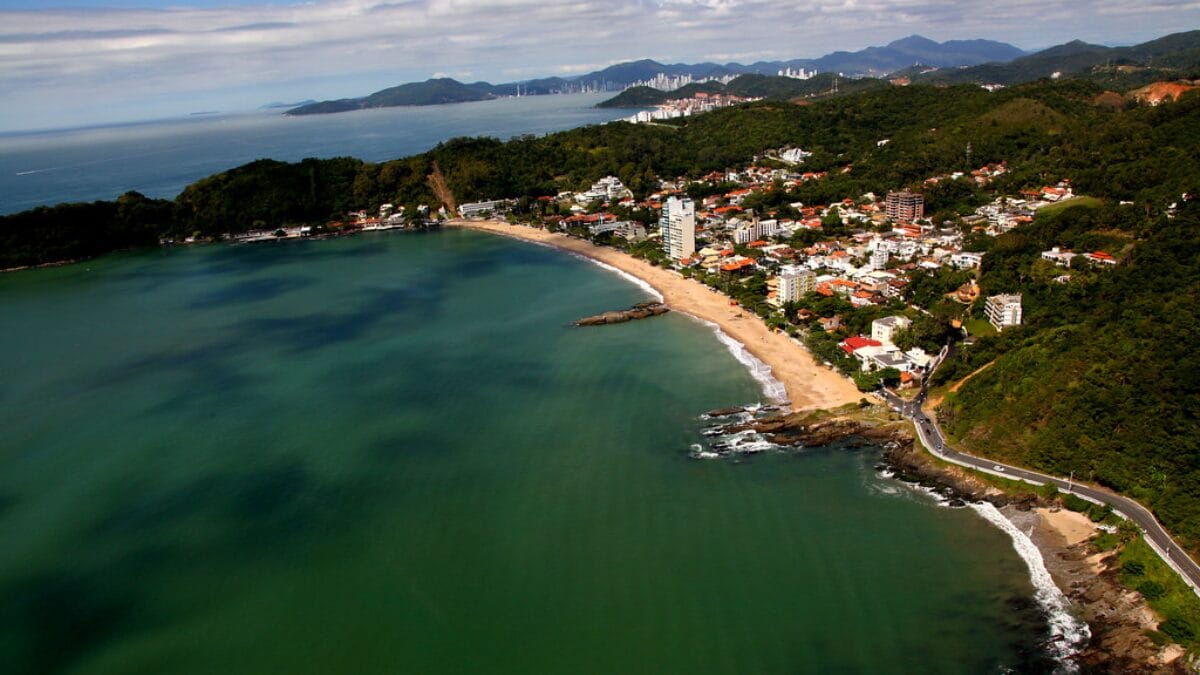 Itaja&iacute; est&aacute; entre as dez cidades do Brasil que mais arrecadaram impostos em 2024