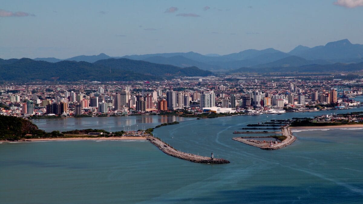 Itajaí está entre as dez cidades do Brasil que mais arrecadaram impostos em 2024