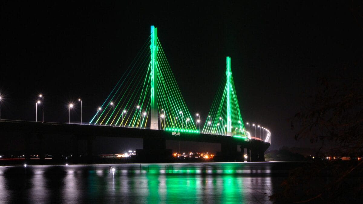 Ponte Anita Garibaldi em Laguna