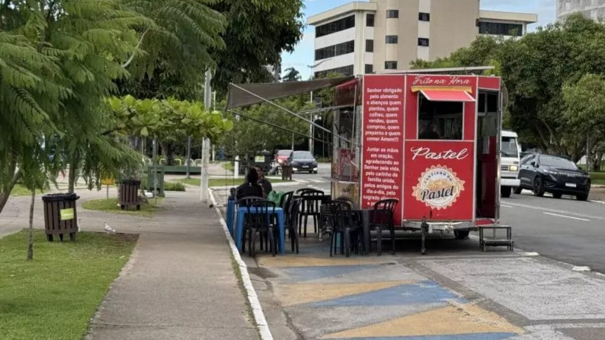 Novos padr&otilde;es para food trucks em Itaja&iacute;