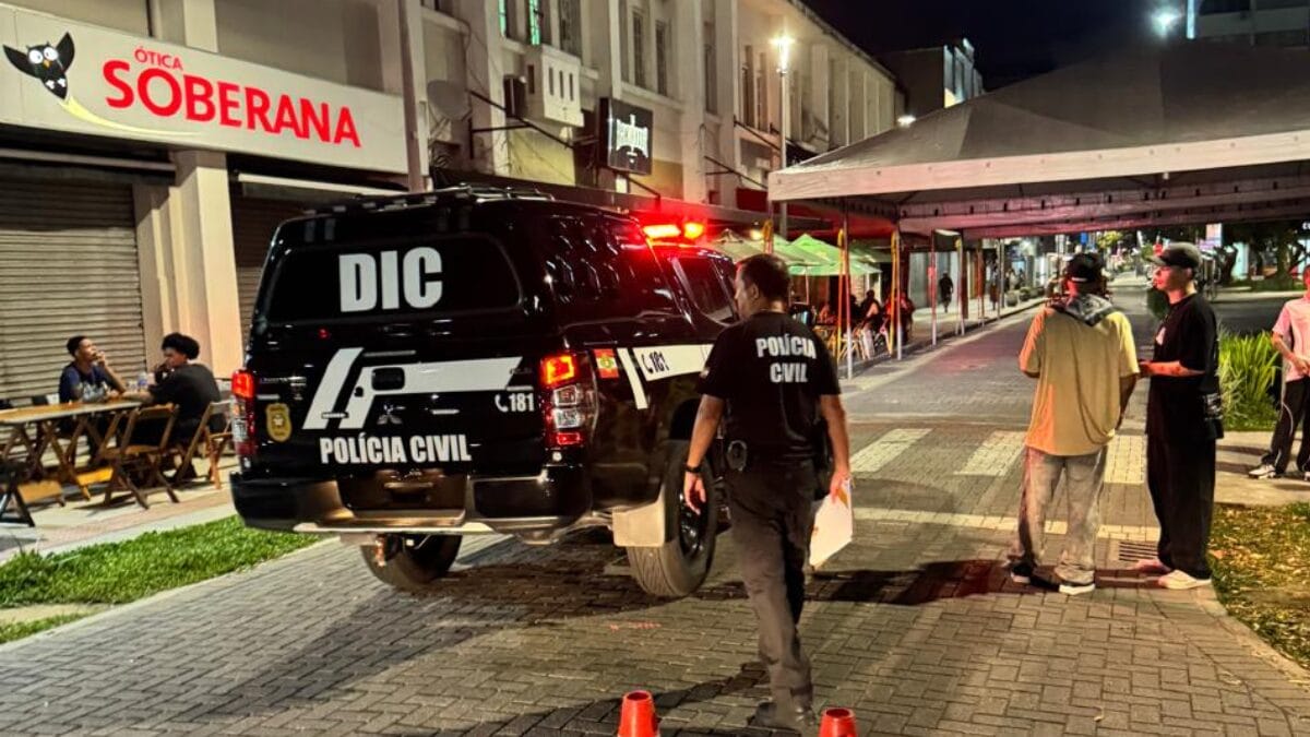 GM de Itaja&iacute; presta apoio &agrave; Pol&iacute;cia Civil na fiscaliza&ccedil;&atilde;o de bares