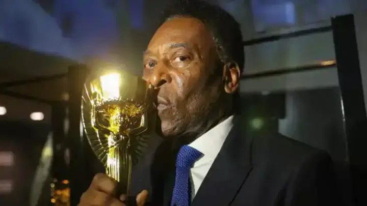 Pelé é considerado como o melhor jogador de futebol de todos os tempos (Foto: Divulgação, CBF, Ricardo Stuckert)
