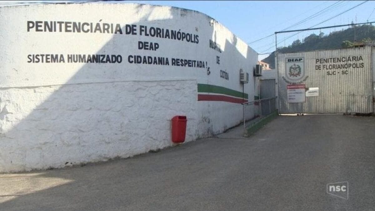 Penitenciária de Florianópolis (Foto: NSC TV, Reprodução)