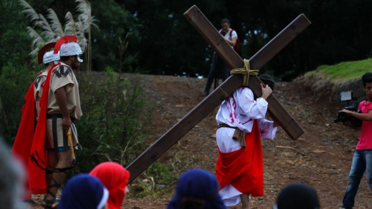 Encena&ccedil;&atilde;o da Paix&atilde;o e Morte de Cristo