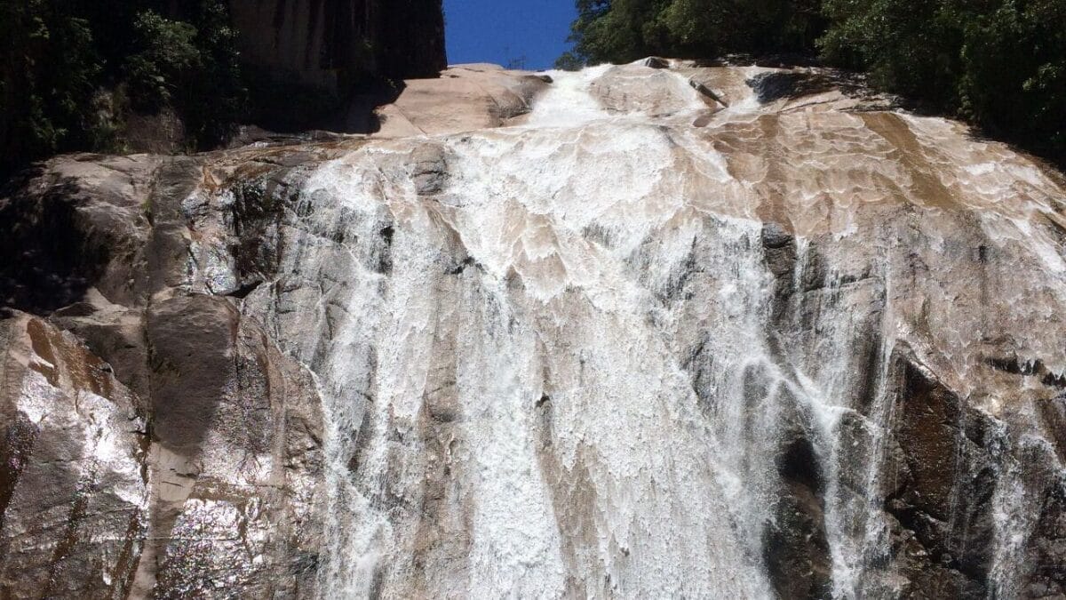 Trilha da Cachoeira do Rio Vermelho