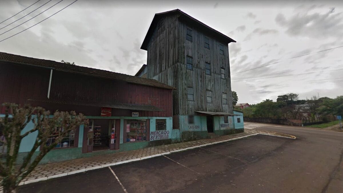 Moinho Bertosso é atração na cidade