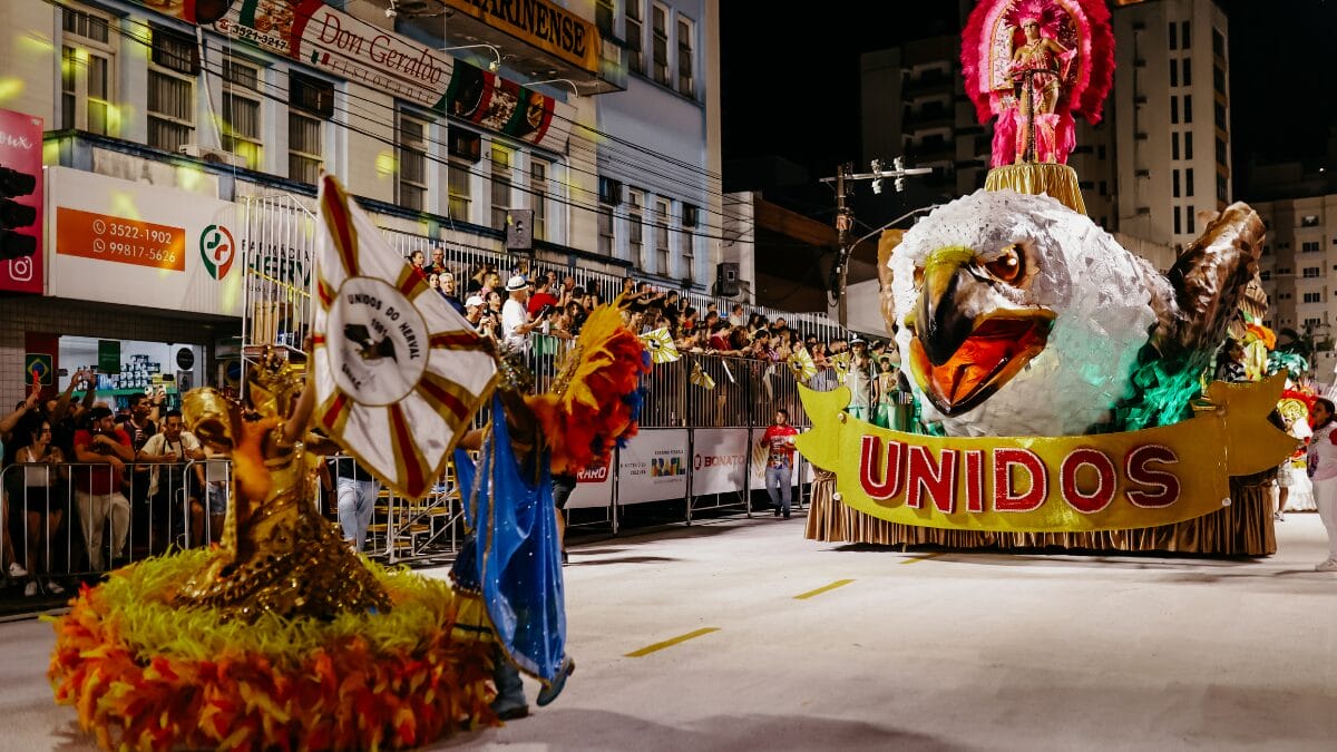 Unidos do Herval exalta cultura cigana e a fé em Santa Sara Kali no Carnaval de Joaçaba 2026