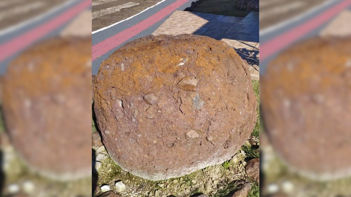Pedra revela passado geol&oacute;gico de cratera rara no Oeste de Santa Catarina (Foto: Prefeitura de Varge&atilde;o, Divulga&ccedil;&atilde;o)