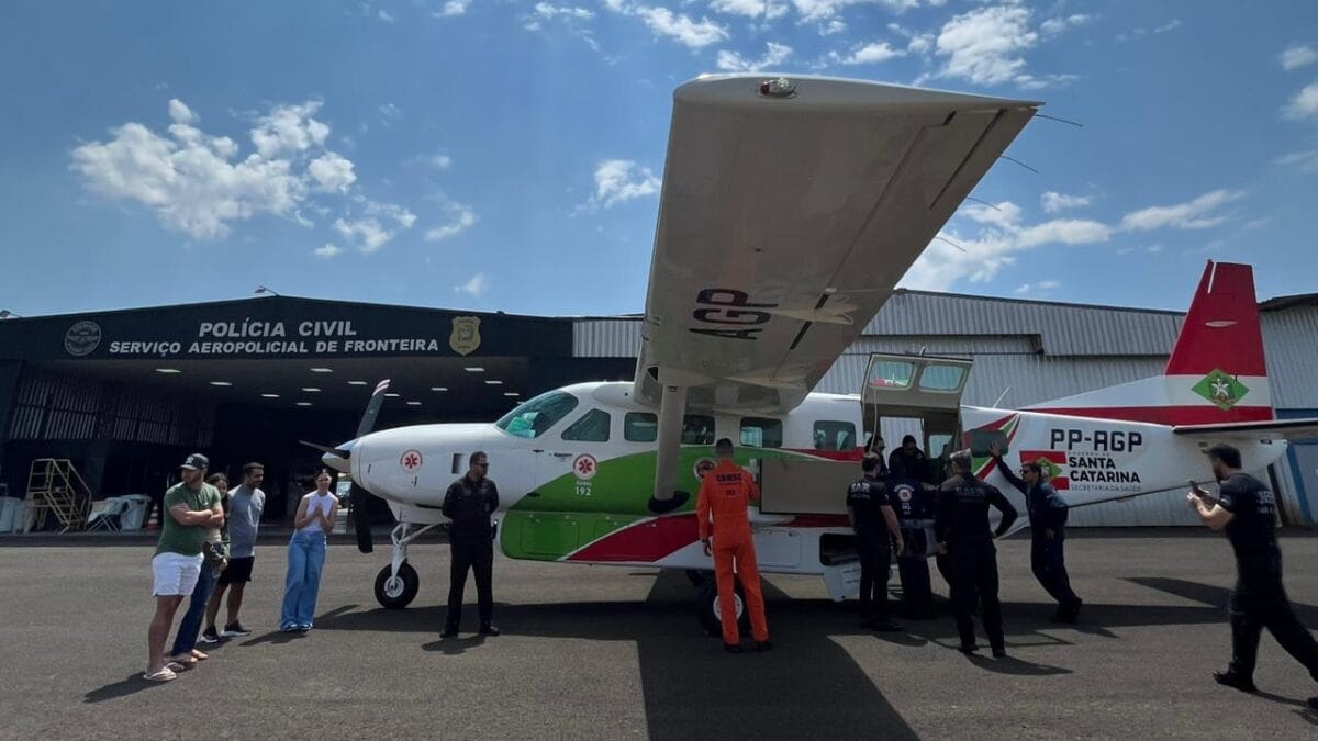 Aeronave auxilia na transferência para salvar recém-nascido no Oeste de SC