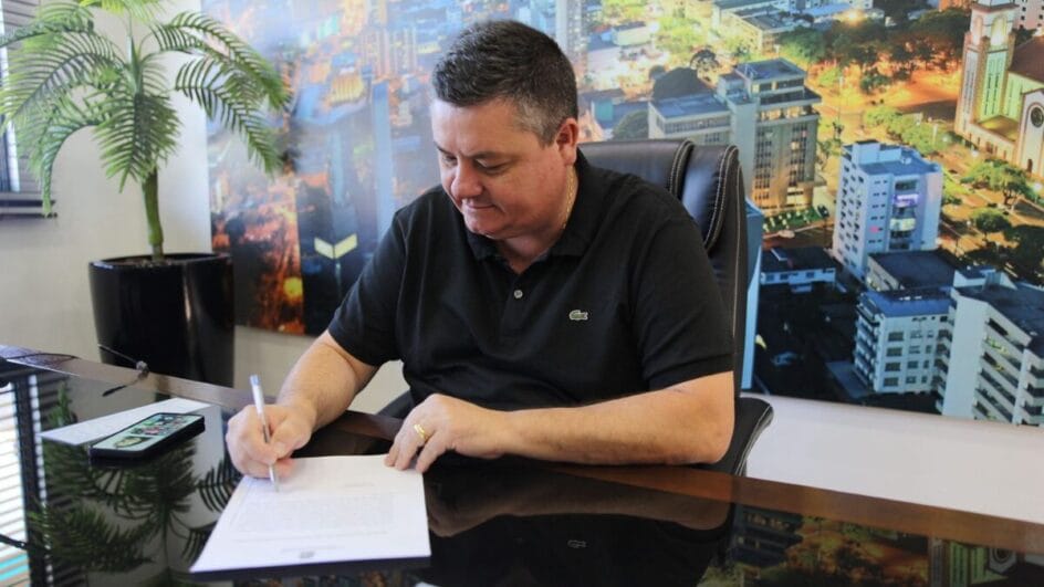 Valmor Junior Scolari