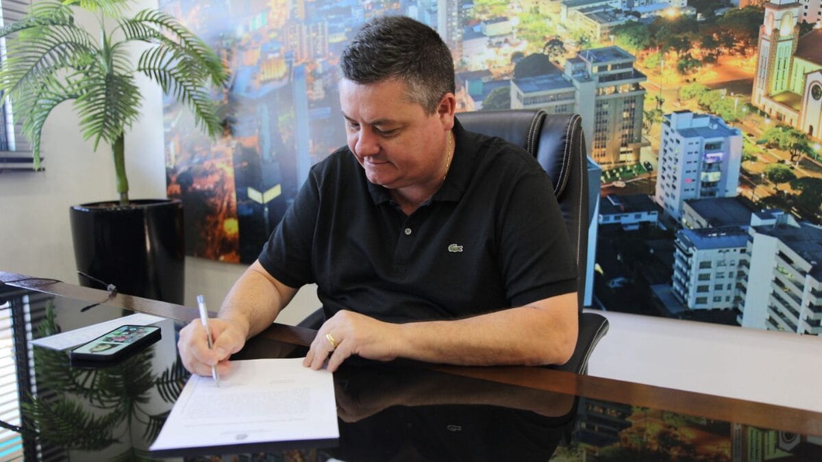 Valmor Junior Scolari