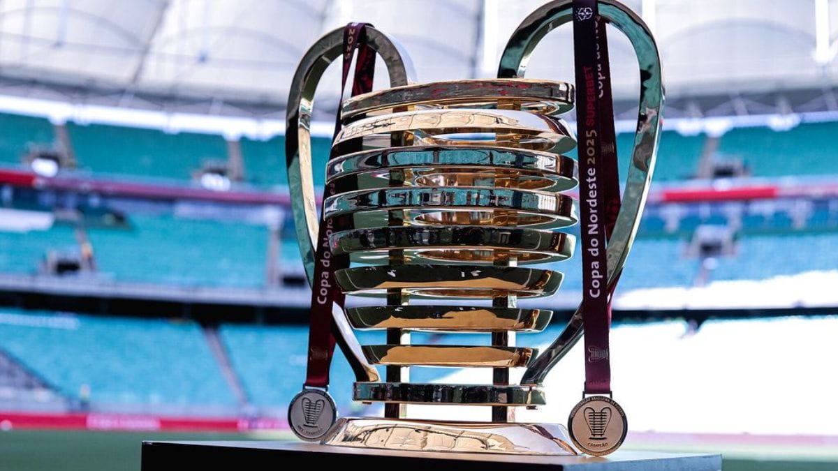 Troféu da Copa do Nordeste (Foto: Maurícia da Matta, CBF)