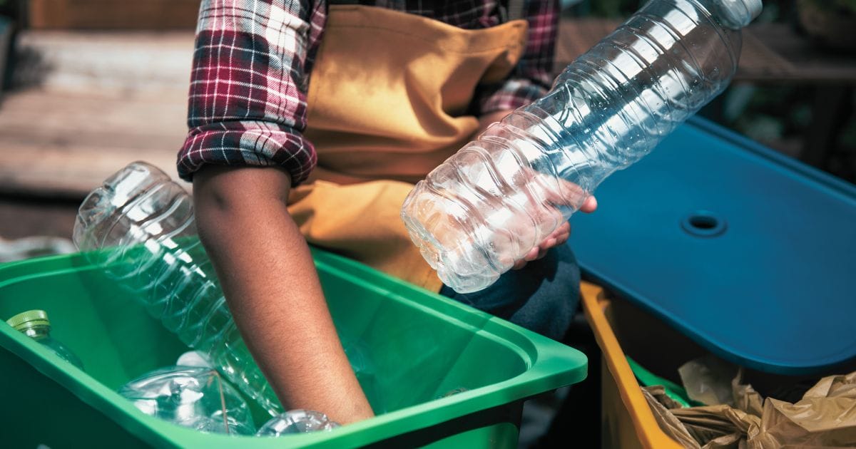 Adolescentes resgatados de trabalho infantil