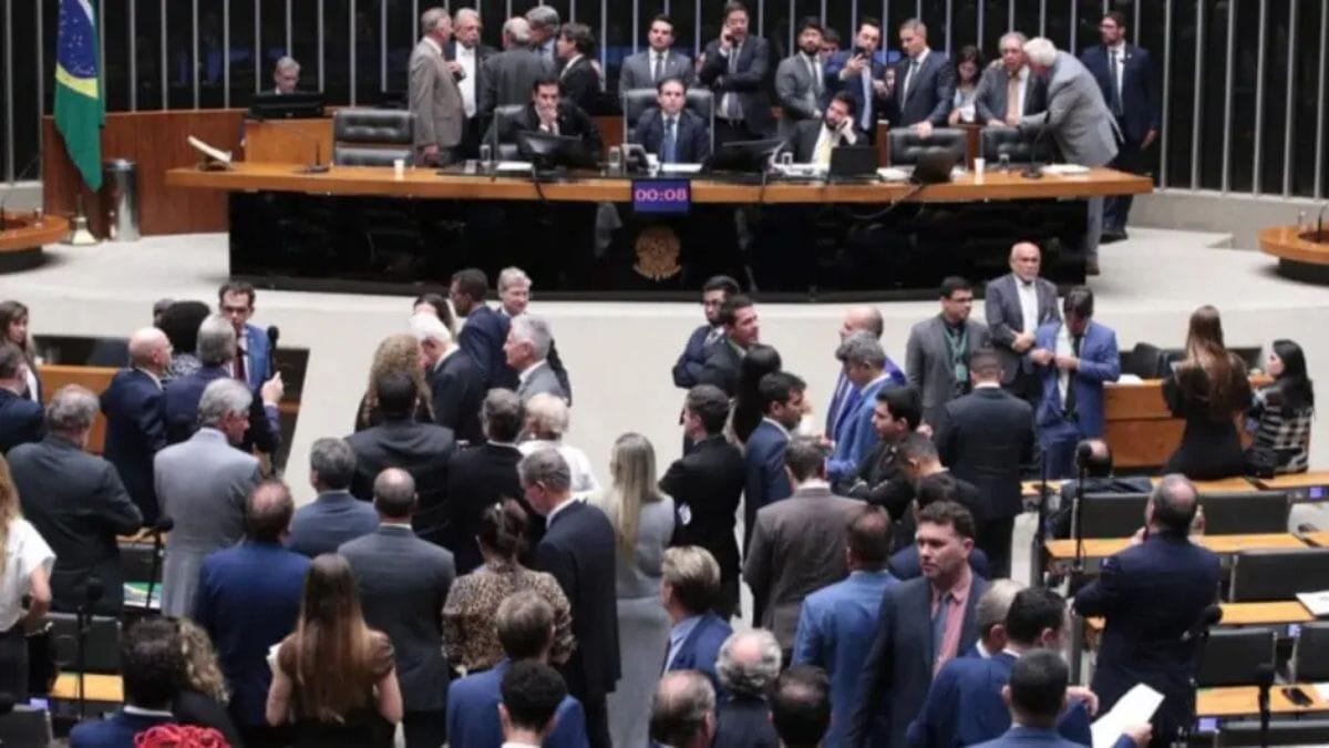 Proposta retornou para a Câmara após alterações no Senado