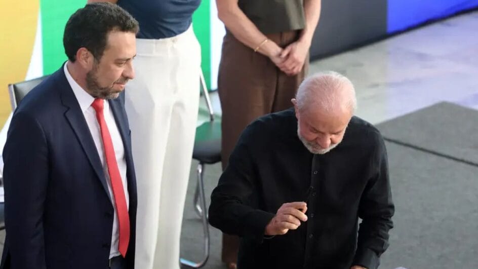 Guilherme Boulos (PSOL-SP) lidera corrente do partido que defende federação com PT de Lula (Foto: Valter Campanato, Agência Brasil)