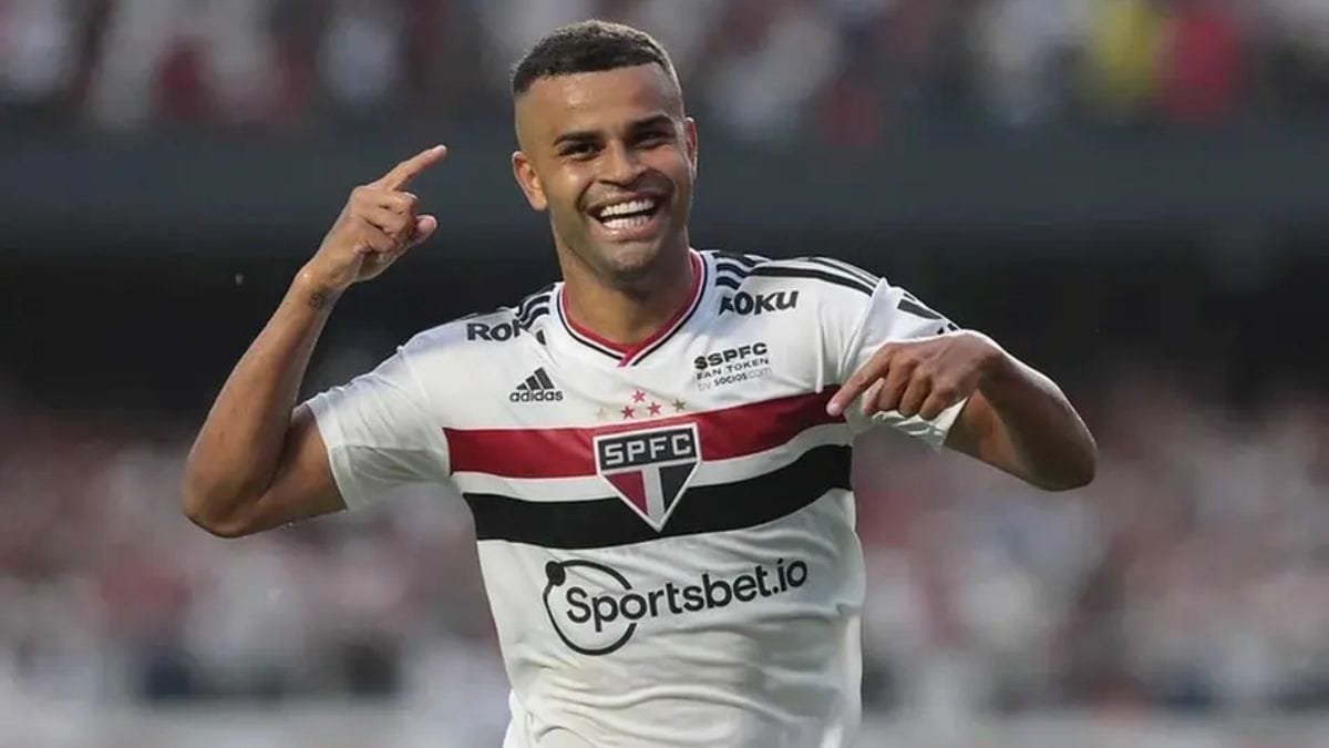 Alisson sai por empréstimo do Tricolor paulista (Foto: Rubens Chiri, São Paulo FC)