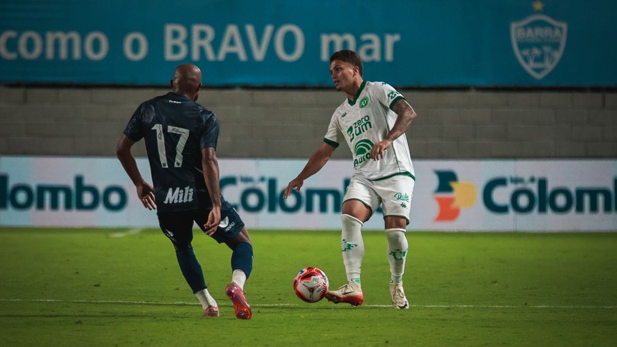 Times se enfrentam pelo Campeonato Catarinense (Foto: Luiz Ferrazzo, ACF)
