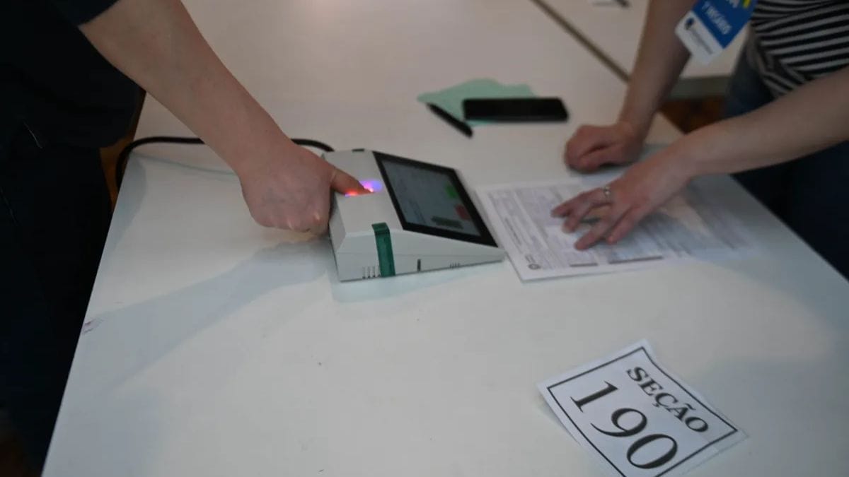 Eleições gerais acontecem em 4 de outubro de 2026. ANTONIO MACHADO/FOTOARENA