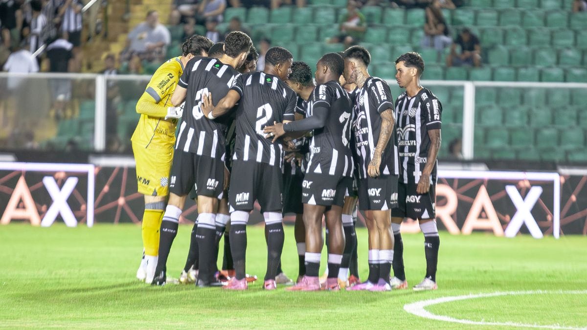 Partida acontece no Orlando Scarpelli (Foto: Patrick Floriani, FFC)