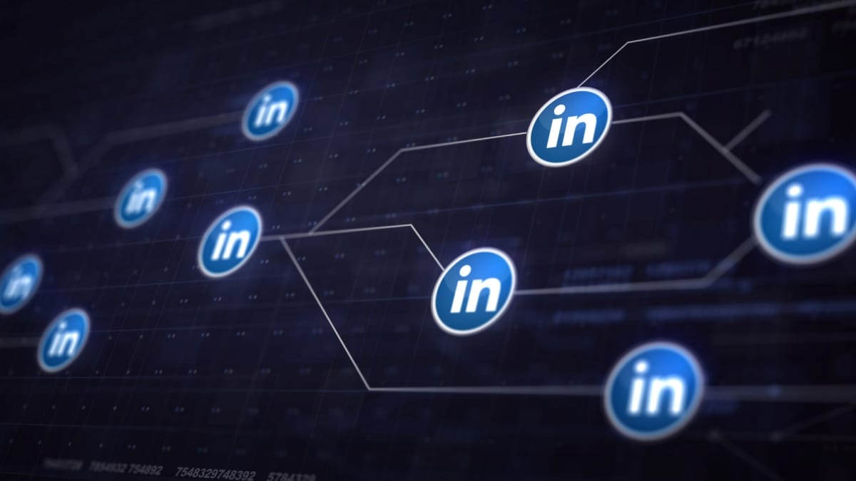 Assim como todas as redes sociais, o LinkedIn funciona a base de algoritmos que podem ser explorados em benefício dos usuários (Foto: Banco de Imagens)