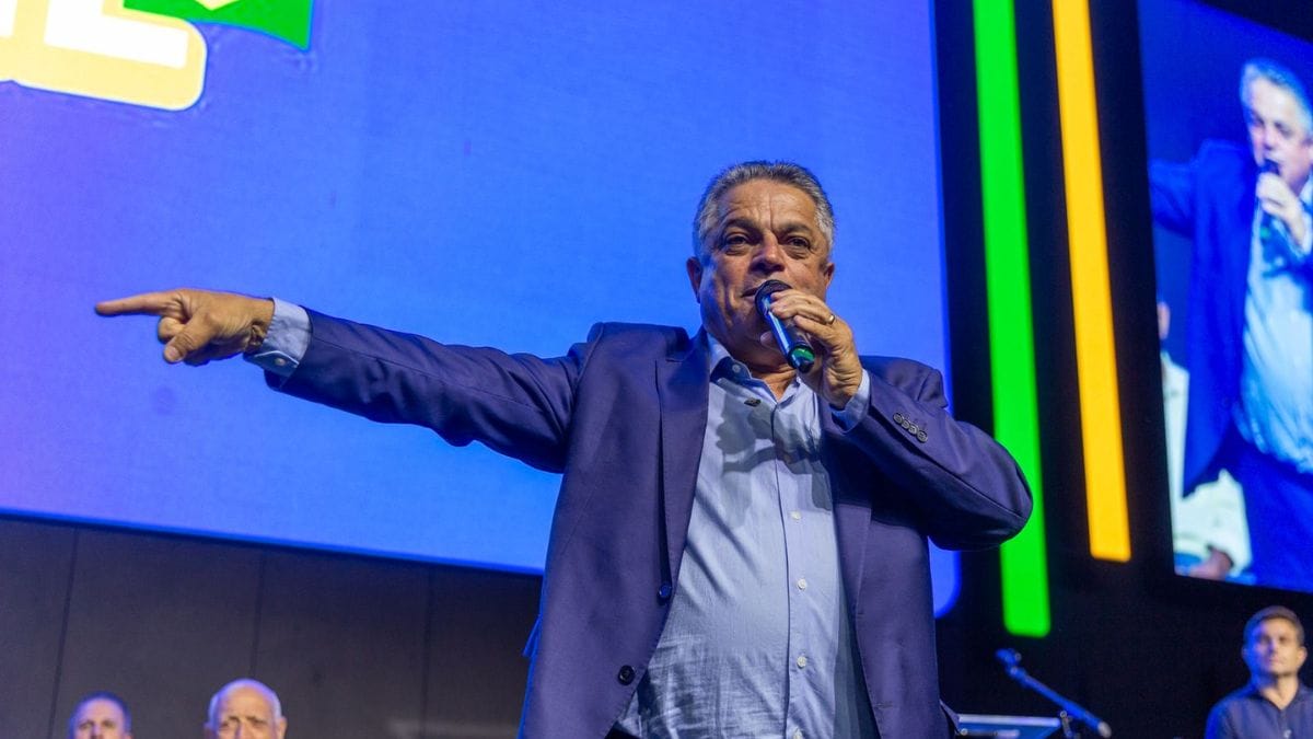 João Rodrigues renuncia ao cargo de prefeito de Chapecó para concorrer ao governo de SC