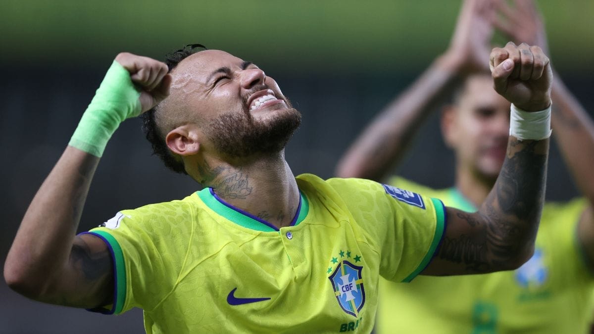Neymar com a camisa da Seleçao Brasileira