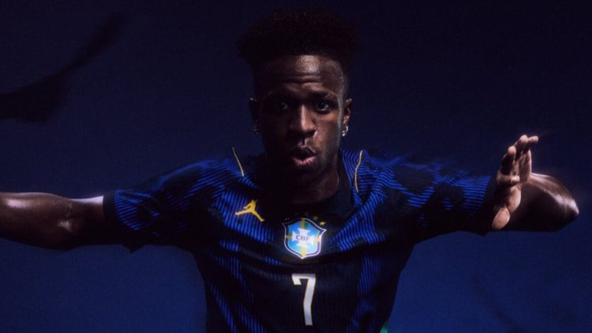 Primeiras imagens do suposto uniforme reserva da sele&ccedil;&atilde;o brasileira na Copa do Mundo de 2026 (Fotos: Reprodu&ccedil;&atilde;o, StashedSNKRS)