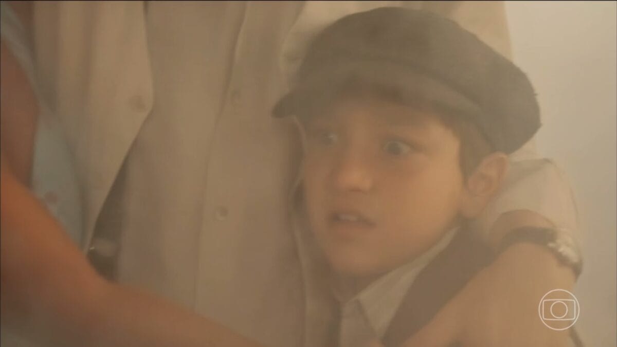 &Uacute;ltimo cap&iacute;tulo de &Ecirc;ta Mundo Melhor_ Candinho morre no final da novela