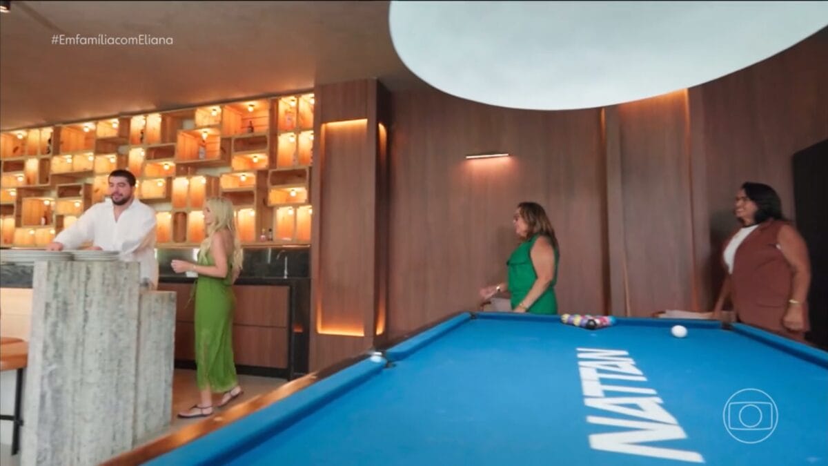 casa do cantor nattan no programa da eliana
