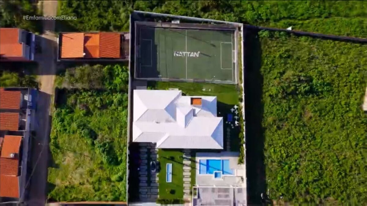 casa do cantor nattan no programa da eliana