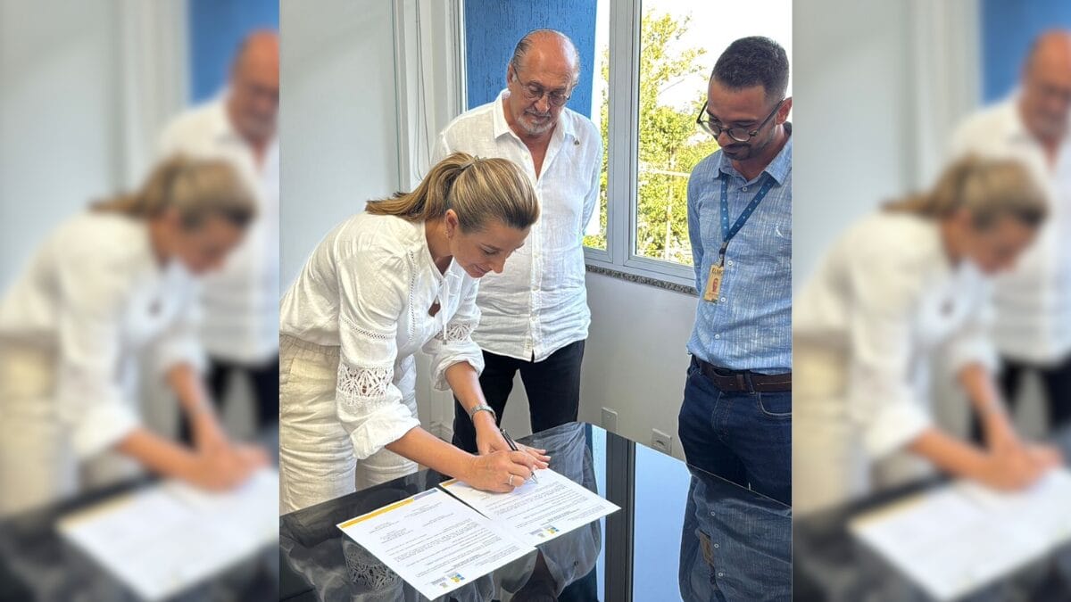 Prefeita Juliana Pavan assina ordem de servi&ccedil;o para elabora&ccedil;&atilde;o de novo projeto de mobilidade