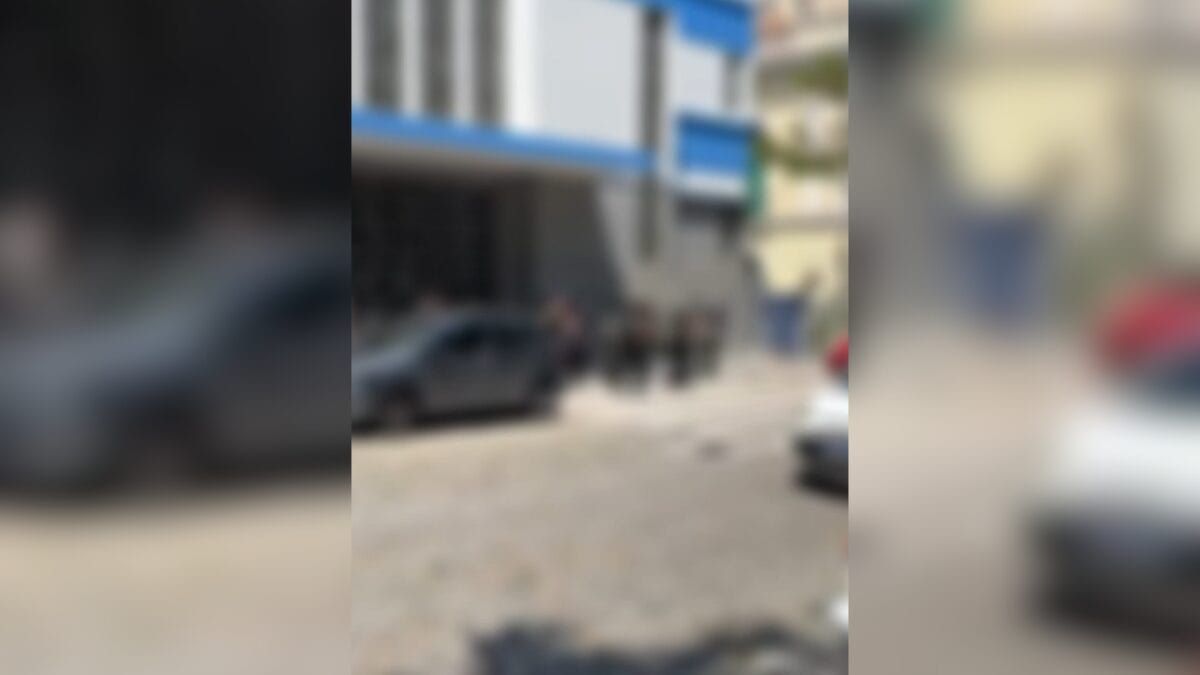 Vídeo foi gravado no Centro de Florianópolis (Foto: Reprodução)