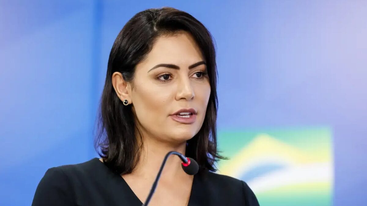 Michelle Bolsonaro acompanha Bolsonaro na prisão domiciliar (Foto: Isac Nóbrega, Arquivo PR)