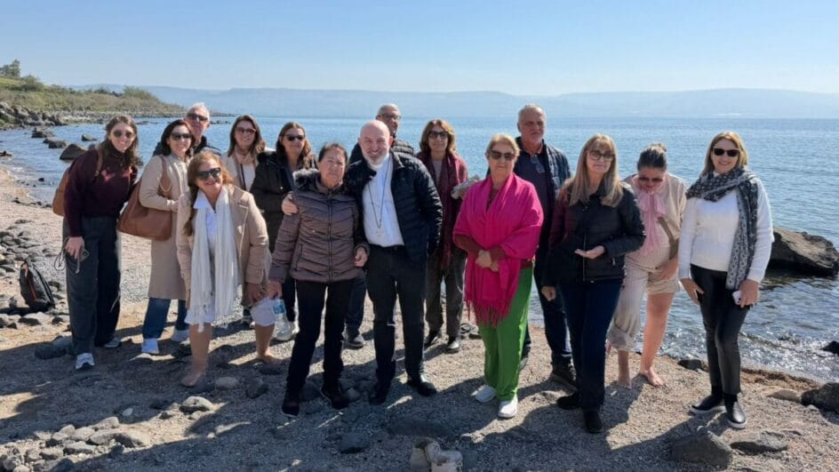 Grupo de catarinenses saem às pressas de Israel